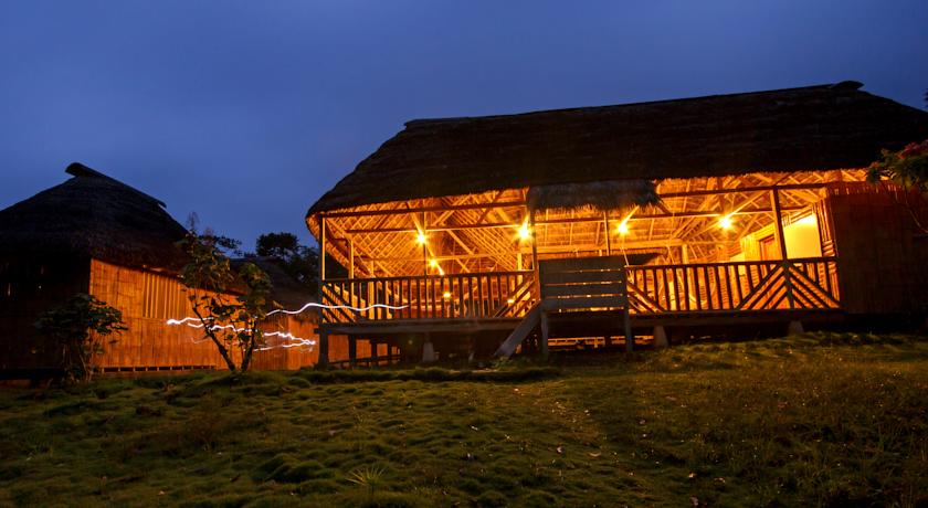 Amazon Dolphin Lodge